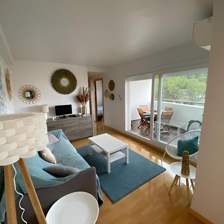Superbe appartement rénové, résidence avec piscine Rosas Exterior foto