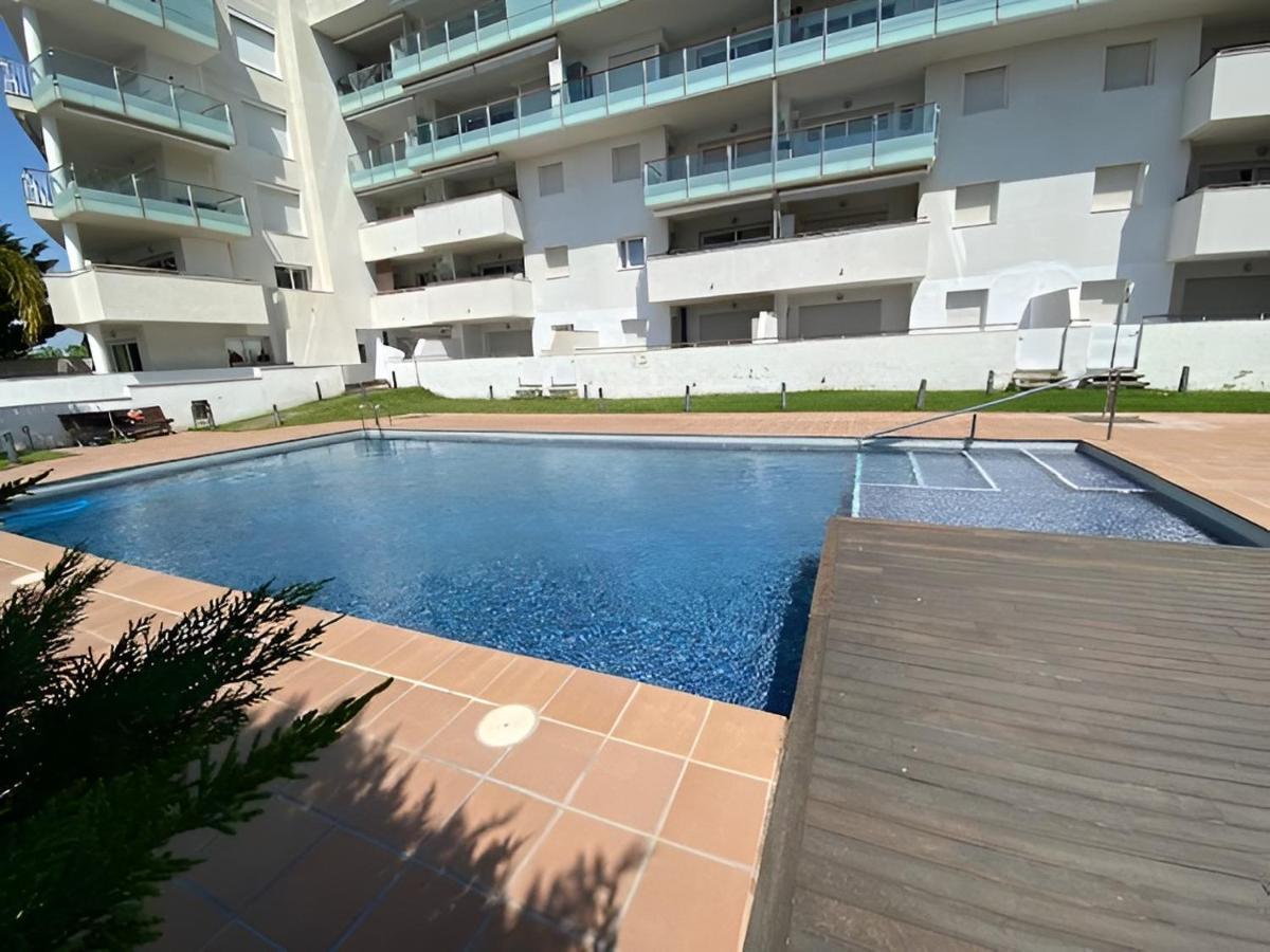 Superbe appartement rénové, résidence avec piscine Rosas Exterior foto